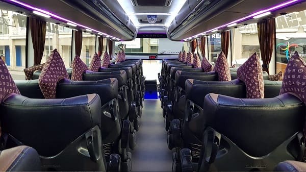 Sewa Bus Pariwisata untuk Liburan Bareng Keluarga